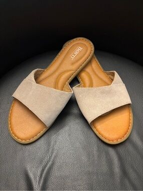 Born Beige Suede Slide Sandals Womens Size 11